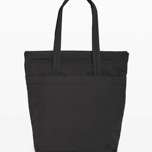 Lululemon On My Level Duffel 12L